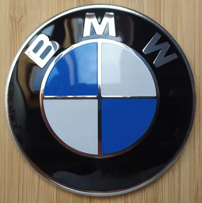Эмблема БМВ черно-белая на капот / багажник купить по минимальной цене -  600 руб.