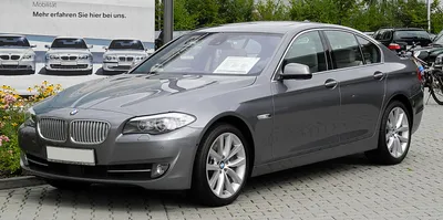 BMW 5 Series (F10) - Wikipedia