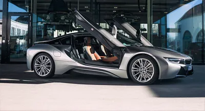 The BMW i8 - the sensible supercar | WIRED UK