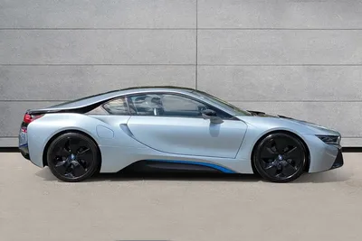 How to Charge the BMW i8