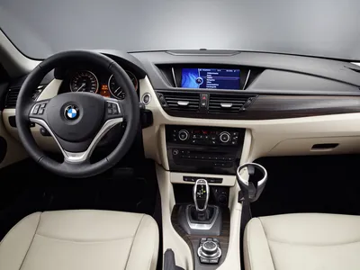 Обзор BMW X1: характеристики, стоимость, комплектация