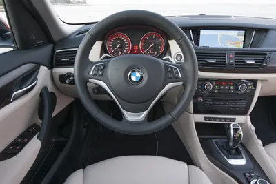 НИКАКИХ НОЗДРЕЙ И БУМЕРАНГОВ: BMW X1 РЕСТАЙЛ (F48). Тест-драйв и обзор  обновленного БМВ Х1 - YouTube