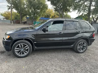 Bmw x5 e53 2001 год по технической части все хорошо - двигатель м54b30  (самый надежный из бензиновой линейки). работает ровно, не троит! масло в  акпп .....