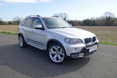 Bmw x5 4 8i hi-res stock photography and images - Alamy
