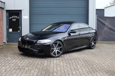 These Are Our Favorite Features Of The F10 BMW M5