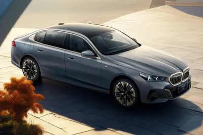 Пятёрка» BMW обзавелась деталями M Performance — ДРАЙВ