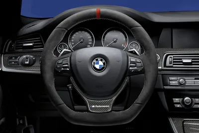 BMW 3-series. Перетяжка руля в натуральную кожу и итальянскую алькантару
