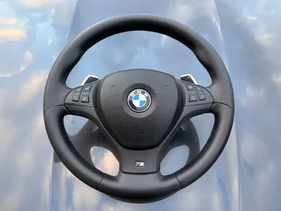 BMW X5 E70 - перетяжка руля в ателье D2.BY