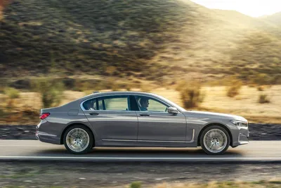 BMW представила свой самый быстрый седан в истории