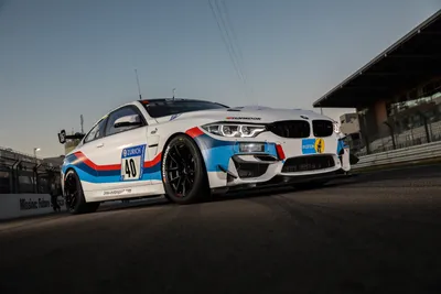 Hankook начал поставлять шины для нового спортивного автомобиля BMW M4 GT4  от BMW Motorsport