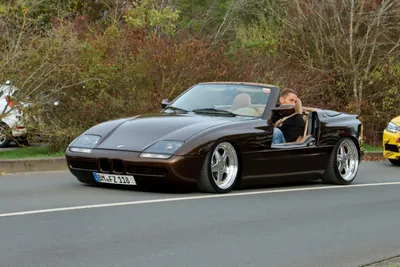 BMW Z1] sitting down nice and clean. : r/spotted