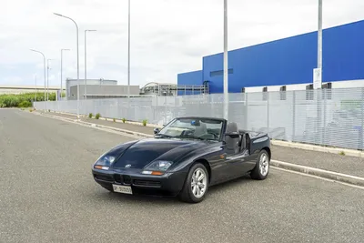 This 1991 BMW Z1 Has Been Sitting in a Dealership for 30 Years -  autoevolution
