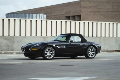 No Reserve: 8k-Mile 2002 BMW Z8 for sale on BaT Auctions - sold for  $375,000 on January 16, 2023 (Lot #95,857) | Bring a Trailer