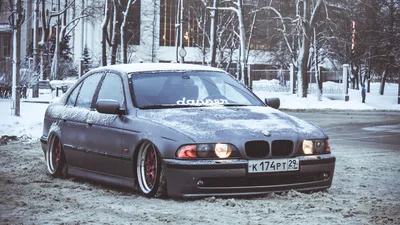BMW Россия - Знает, как взять от зимы лучшее. BMW M8 Competition Coupe.  #bmwru Фото: @schorschal | Facebook