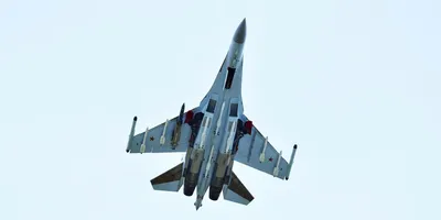Infoline | Новина : Военные самолеты России и США сцепились в небе