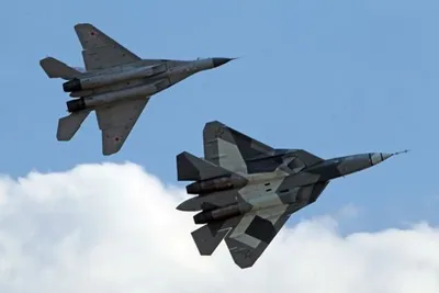 Командующий ВС: военные самолеты РФ не залетали к нам с начала войны на  Донбассе | Шарий.net