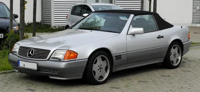 Тест-драйв двух моложавых Mercedes: хэтчбека A-класса и псевдокупе CLA —  Тест-драйв — Motor