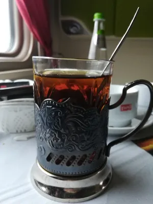 Вот мне всегда кажется, что самый вкусный чай подают в поездах )#РЖД |  Пикабу