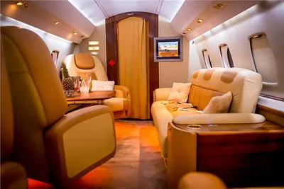 Частный пассажирский самолет Стоковое Изображение - изображение  насчитывающей перемещать, перевозка: 72042145