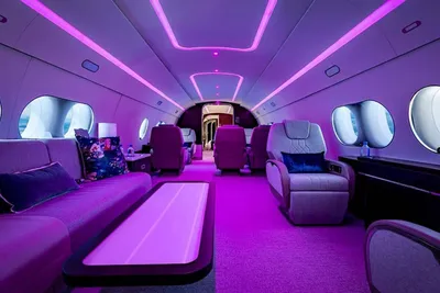 В Дубае появился частный джет для вечеринок, полет на котором стоит £10  тысяч в час - Газета.Ru | Новости