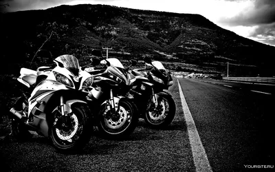 Новые фото черно-белых мотоциклов: PNG, JPG скачать бесплатно