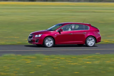 2018 Chevrolet Cruze Review, Pricing, and Specs