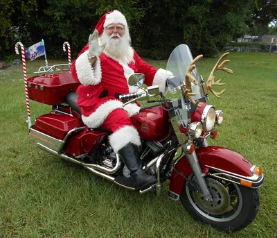 Фото на Android: Дед Мороз на мотоцикле