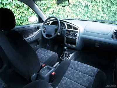 Junkyard Gem: 2000 Daewoo Lanos Hatchback