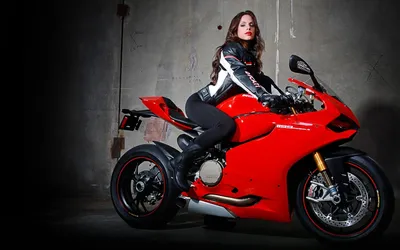Впечатляющие картинки: девушки и мотоциклы в одном фото