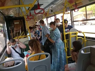 Зачем маленькой китаянке вантуз в автобусе - супер смешное видео -  08.02.2019, Sputnik Армения