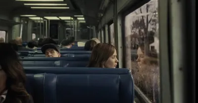 Обои на рабочий стол Девушка сидит и спит в вагоне поезда, by Frank Hong,  обои для рабочего стола, скачать обои, обои бесплатно