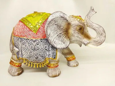Сувенир \"Довольный слон\" резной в золоте купить недорого в Москве в  интернет-магазине Maxi-Land