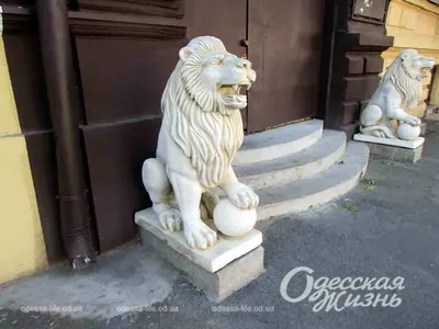 Скульптура льва № 2 из Кшешувского аббатства, Статуэтки львы тигры сфинксы  3D модель для ЧПУ: STL / MAX (obj)