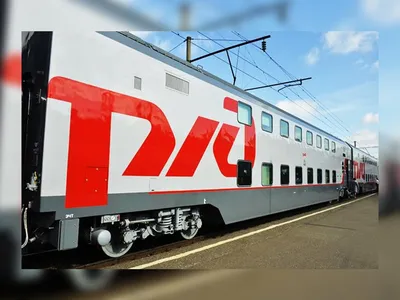 Первый в России двухэтажный поезд отправился из Москвы - Газета.Ru