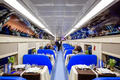 Фирменный поезд «Санкт-Петербург – Москва (двухэтажный)» - На поезде