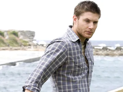 Jensen Ackles: Stunning Photoshoots in Various Resolutions