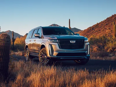 Tested: 2022 Cadillac Escalade vs. Jeep Grand Wagoneer vs. Lexus LX600 vs.  Lincoln Navigator : r/cars