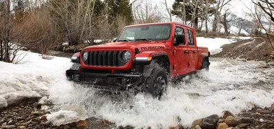 Jeep Gladiator Red Bare Proves a Little Customization Goes a Long Way
