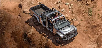 2020 Jeep Gladiator First Drive: Off-Road, Haul, Do It All