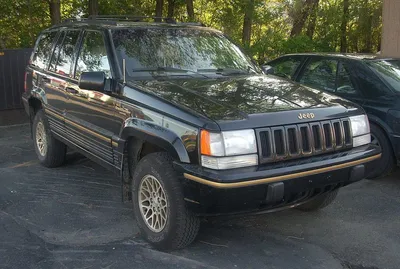 No Reserve: 11k-Mile 1995 Jeep Grand Cherokee Limited V8 for sale on BaT  Auctions - sold for $20,250 on August 17, 2022 (Lot #81,801) | Bring a  Trailer