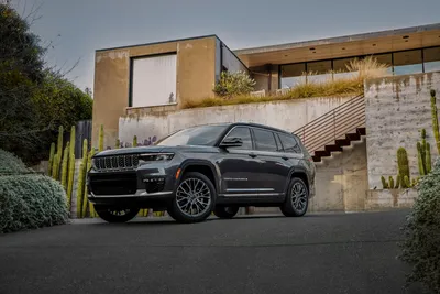 2021 Jeep Grand Cherokee Review - Autotrader