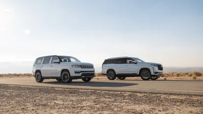 Comparing 2022 Jeep Grand Wagoneer vs. Cadillac Escalade