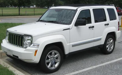 File:2nd Jeep Liberty -- 08-16-2010.jpg - Wikipedia