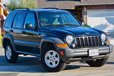 Jeep Liberty Photos and Images