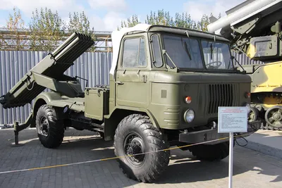 На его фоне меркнет даже Land Cruiser: самодельный внедорожник на базе ГАЗ- 66