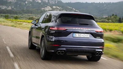 Обновлённый Porsche Cayenne: подробности и цены