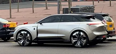What is this Renault doing in Colorado : r/whatisthiscar