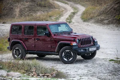 Jeep Wrangler Sahara в кузове JL 2018 года выпуска для рынка Объединенных  Арабских Эмиратов. Фото 1. VERcity