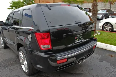 Jeep Cherokee SRT 8 on Velos S6 Wheels - Velos Designwerks