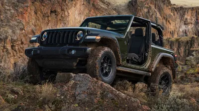 2024 Jeep Wrangler Gets Big Upgrades: Full Floating Axle, Power Seats, Big  Touchscreen, and More | GearJunkie
